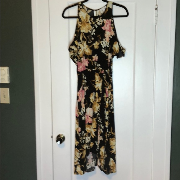 Spring floral dress from Nordstrom - Picture 2 of 5